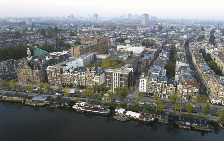 Kondor-Wessels-Amsterdam-Briljant-ad-Amstel-Overzichtsfoto-00.jpg