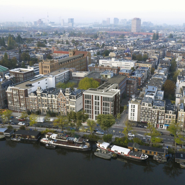 Kondor-Wessels-Amsterdam-Briljant-ad-Amstel-Overzichtsfoto-00.jpg